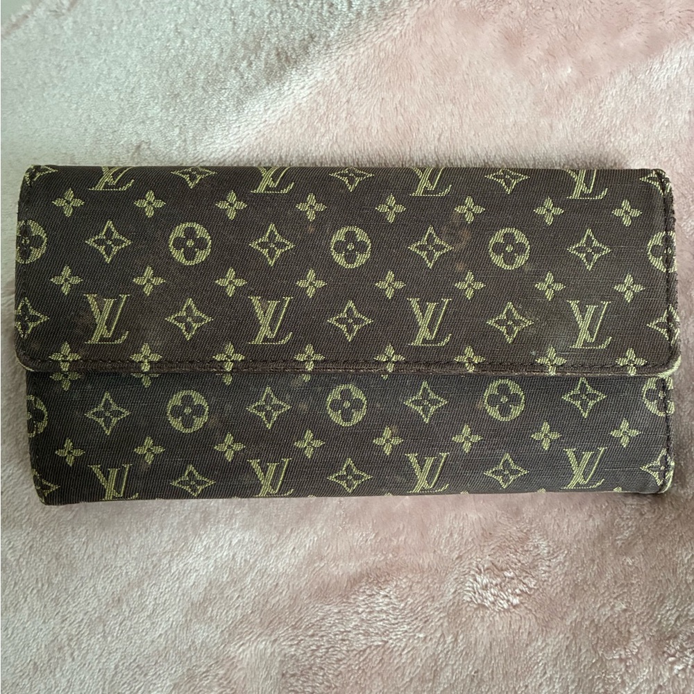 Authentic Louis Vuitton Classic Monogram Brown Denim Wallet ~ Vintage